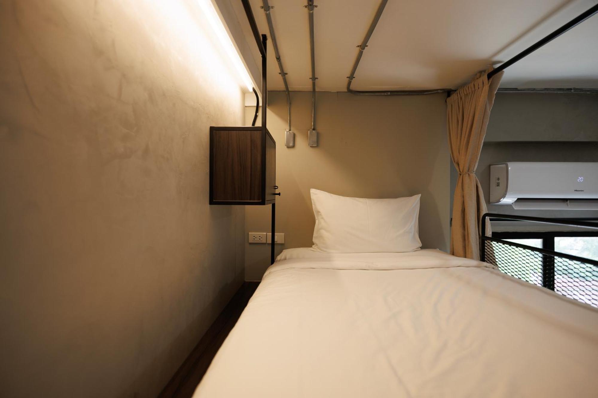 C'House Bangkok Vandrehjem Eksteriør billede